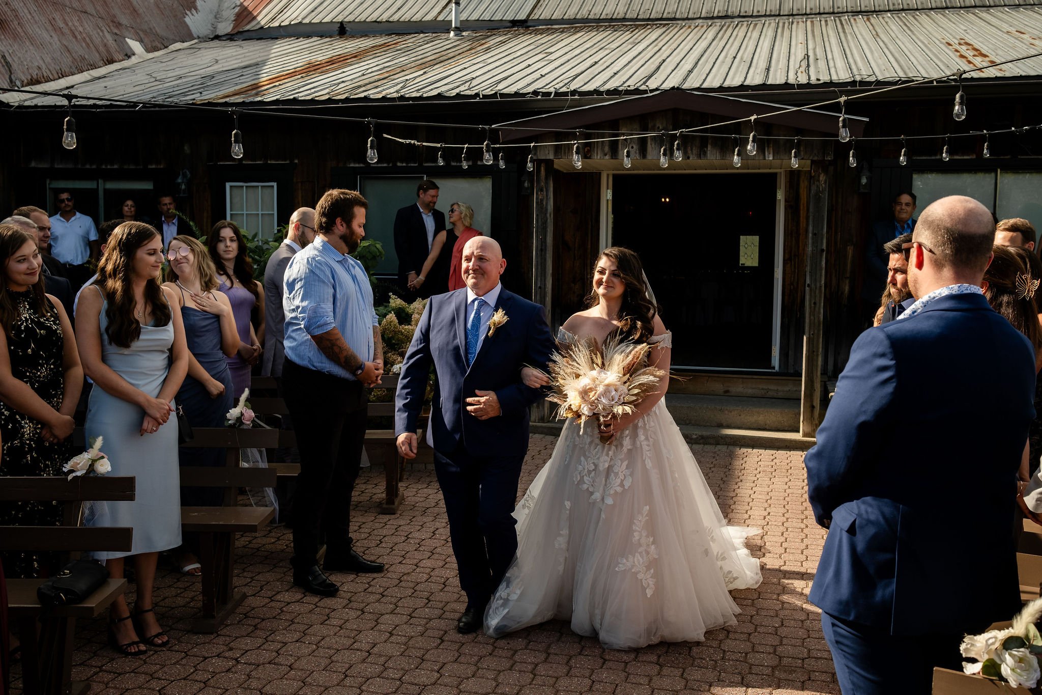 photograph of a wedding ceremony at the lodge at strathmere in ottawa