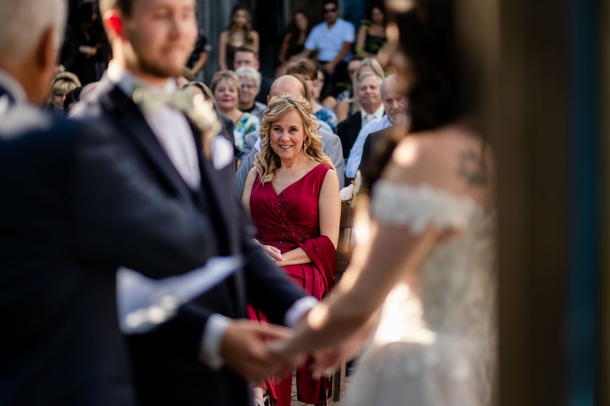 photograph of a wedding ceremony at the lodge at strathmere in ottawa