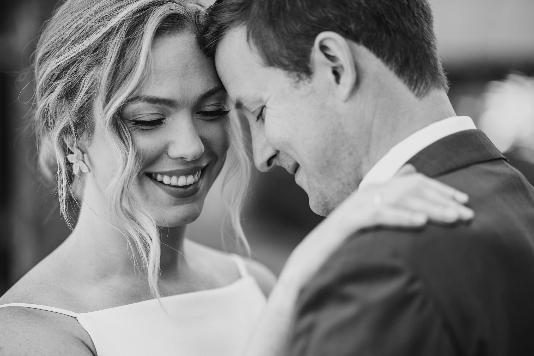 Candid wedding photograph of an ottawa couple