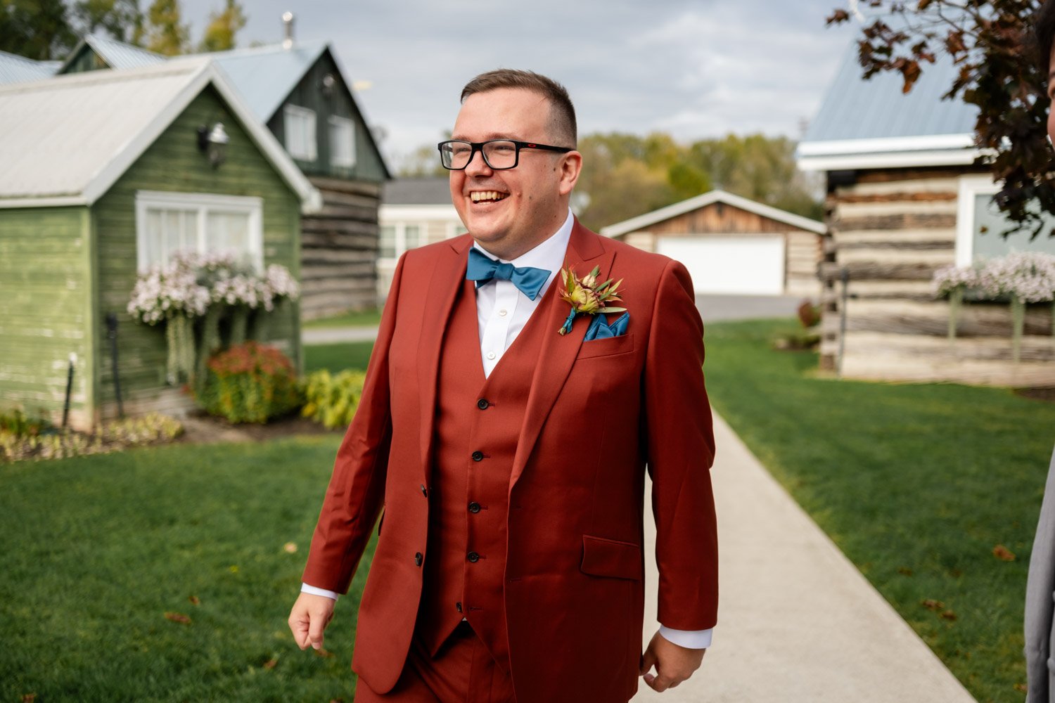 groom at stonefields estate