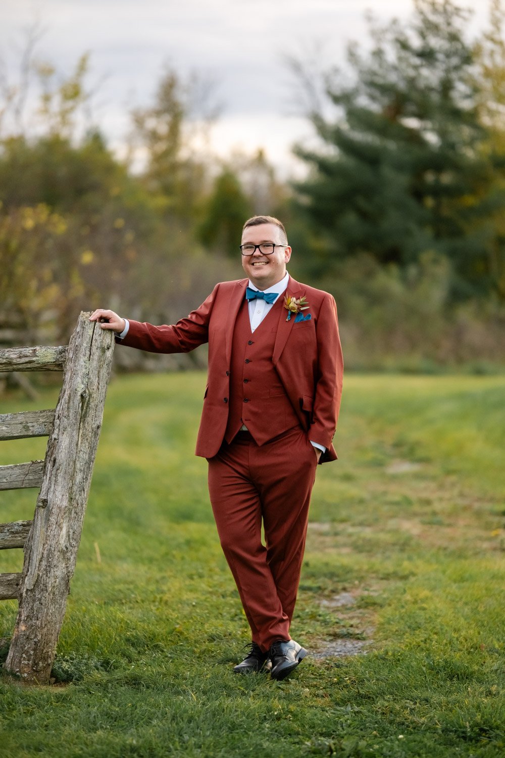 groom portrait at stonefields