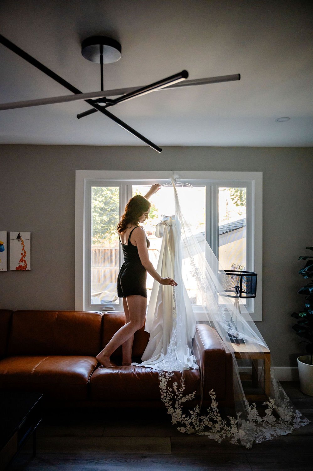 photograph of a bride getting ready for her wedding ceremony in ottawa