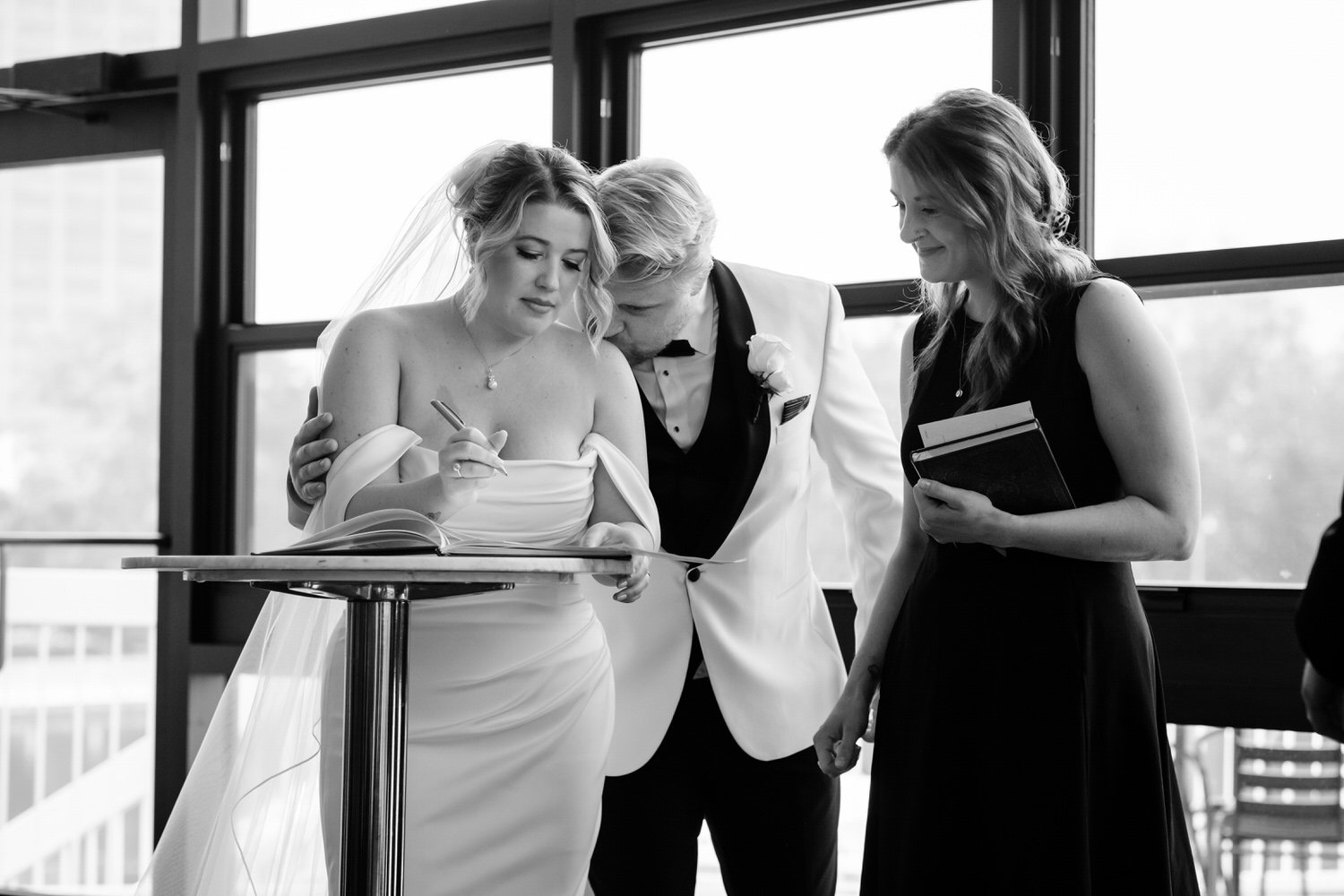 Wedding ceremony photo at Lago in ottawa in the vista room