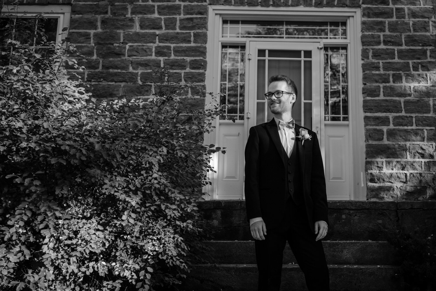 black and white couples photograph on their wedding day at stonefields