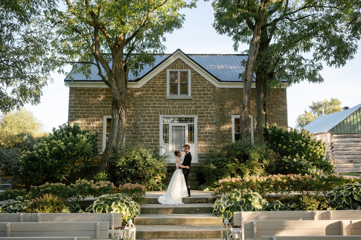 romantic natural light portrait at stonefields estate