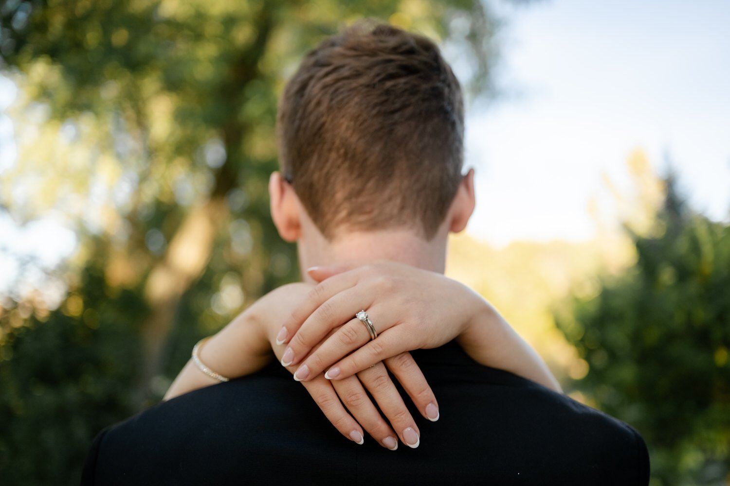 romantic natural light portrait at stonefields estate