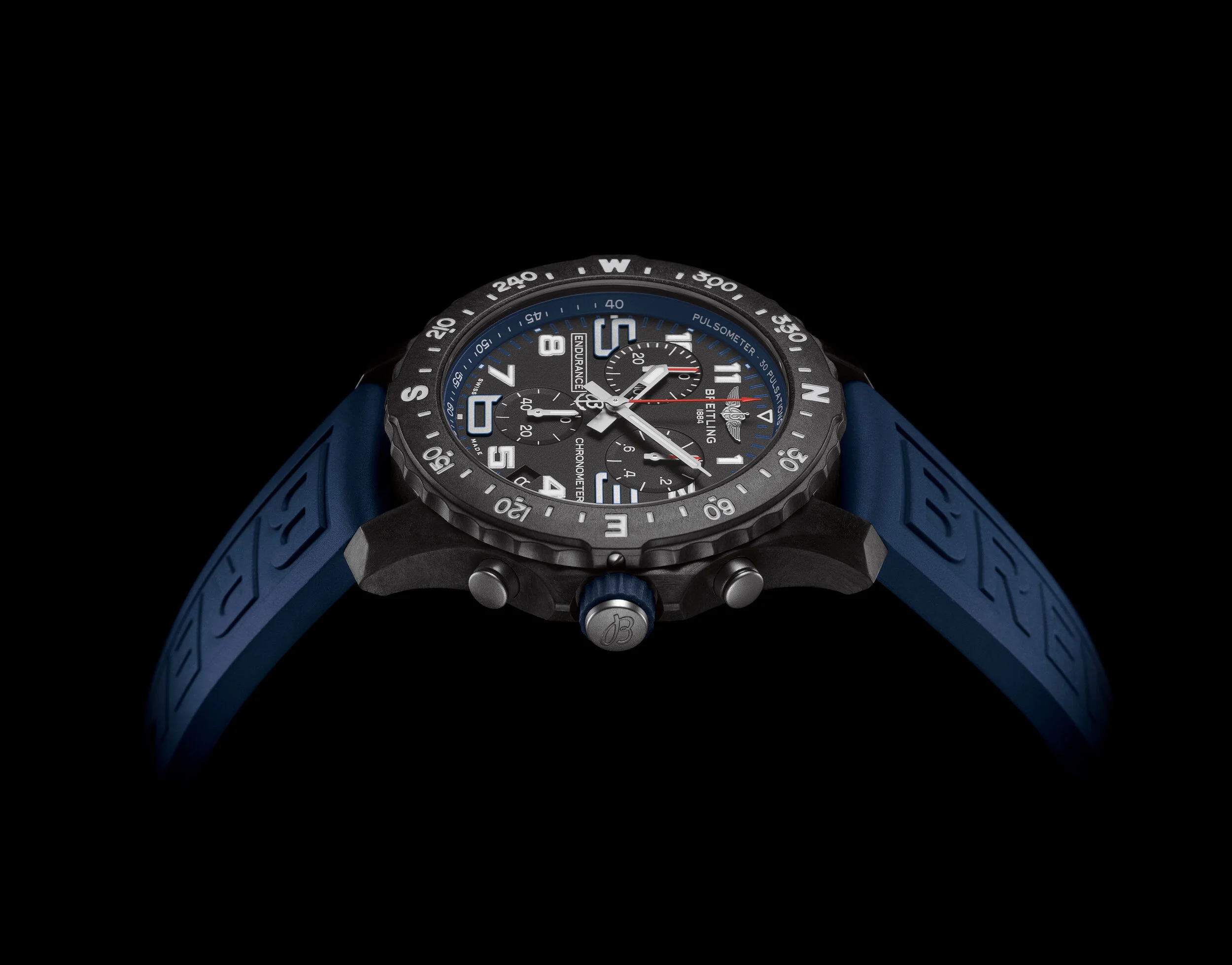 15_endurance-pro-with-a-blue-inner-bezel-and-rubber-strap-1.jpg