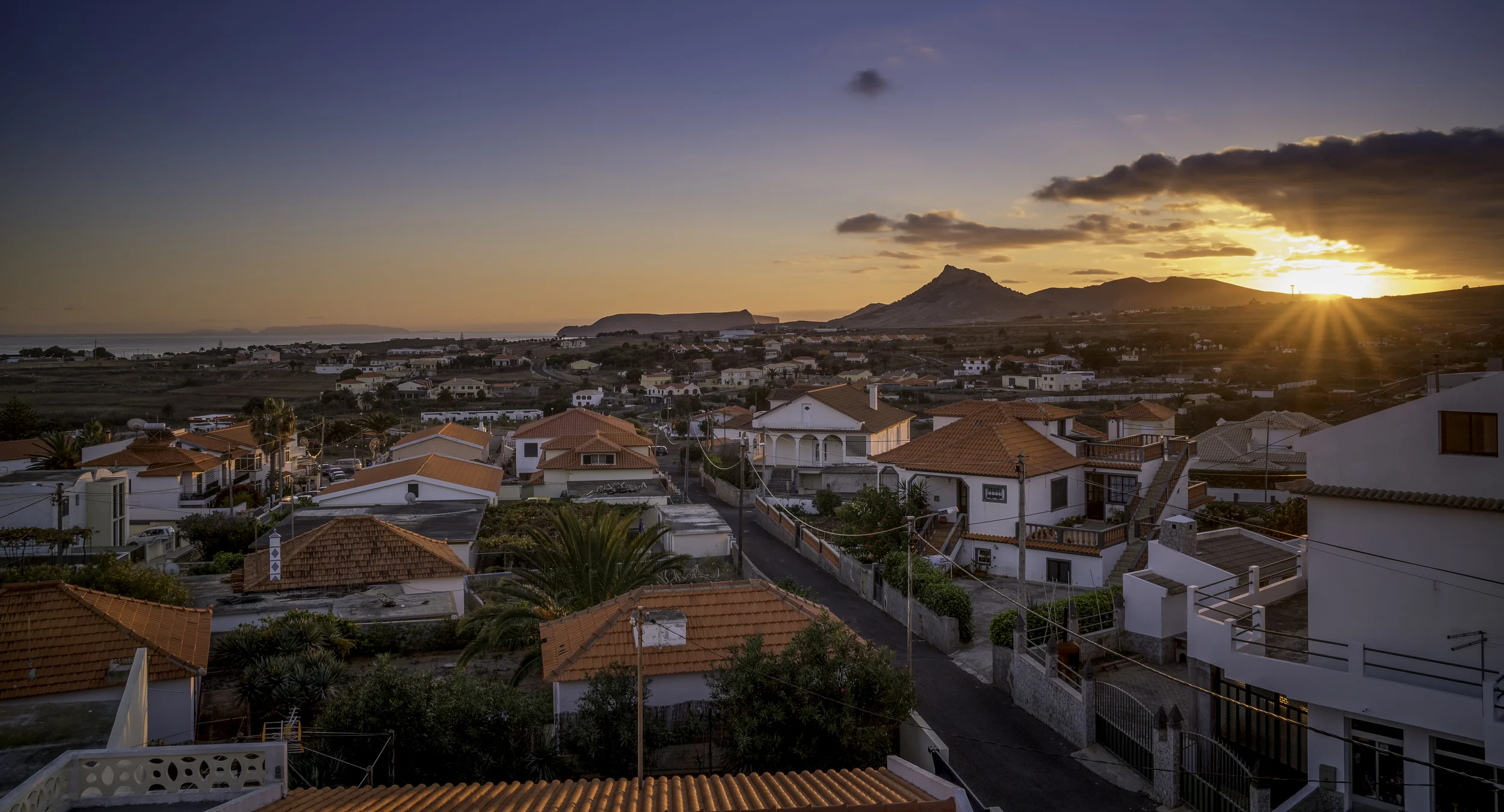 Shot at f/8 using a 35 sec exposure and a B+W ND10 filter.