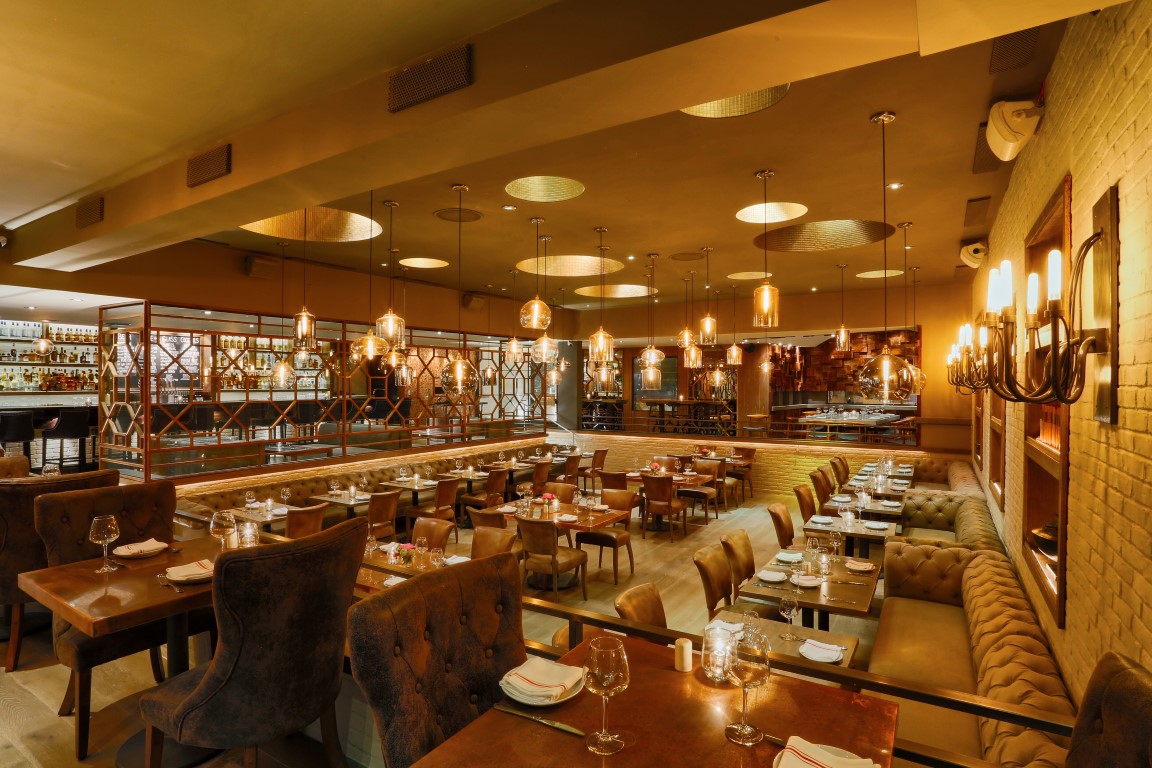 Estate Dining Room.jpg