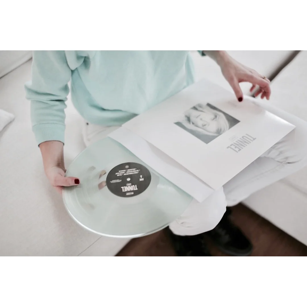 Tunnel_vinyl_promo.jpg