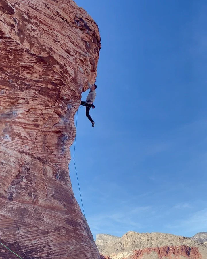 ⚠️ Leaked footage from new the Spider-Man movie. Jk, but I did flash Caustic at Cannibal Crag in Red Rock which was pretty sick.