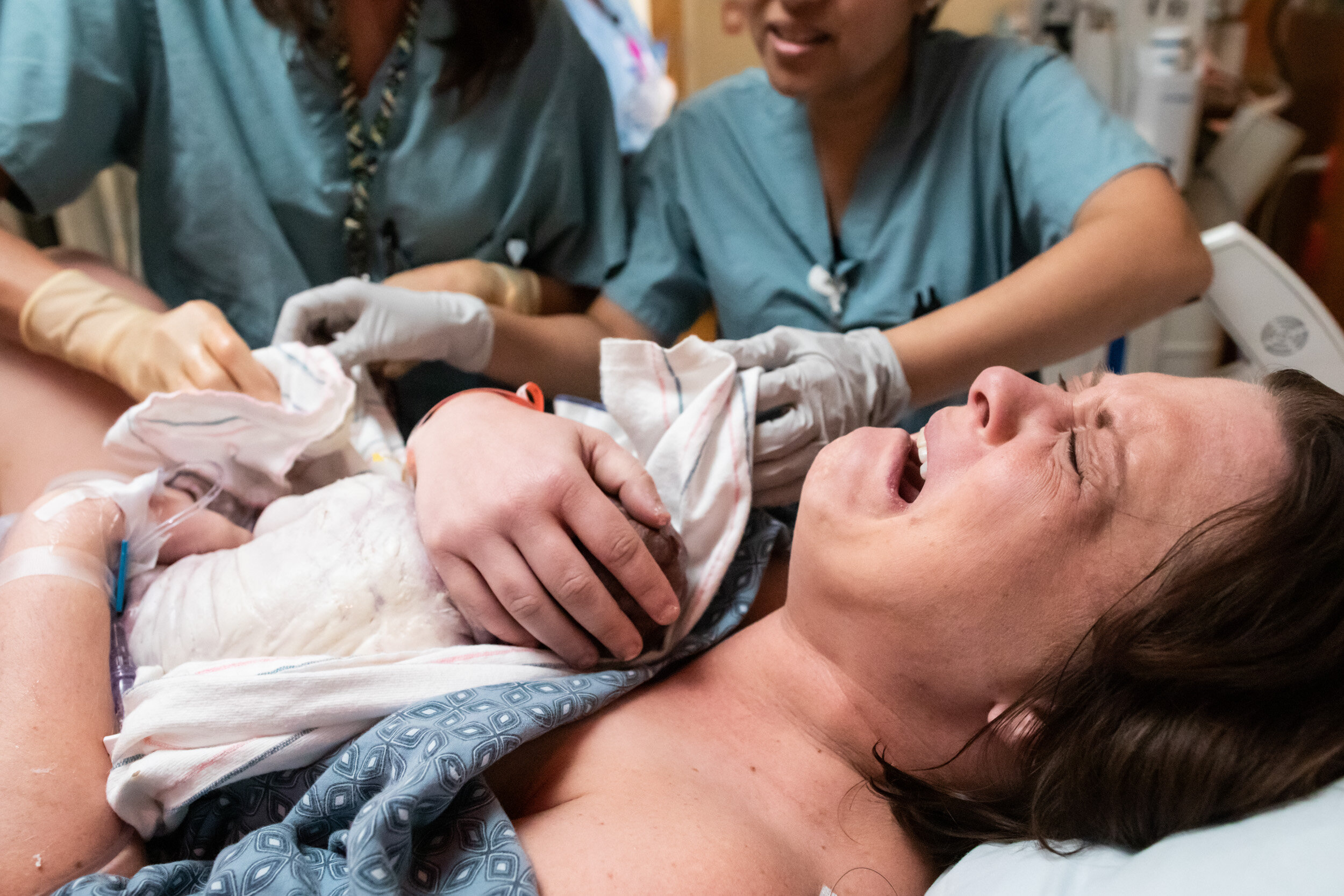 gainesville mom crying just after birth
