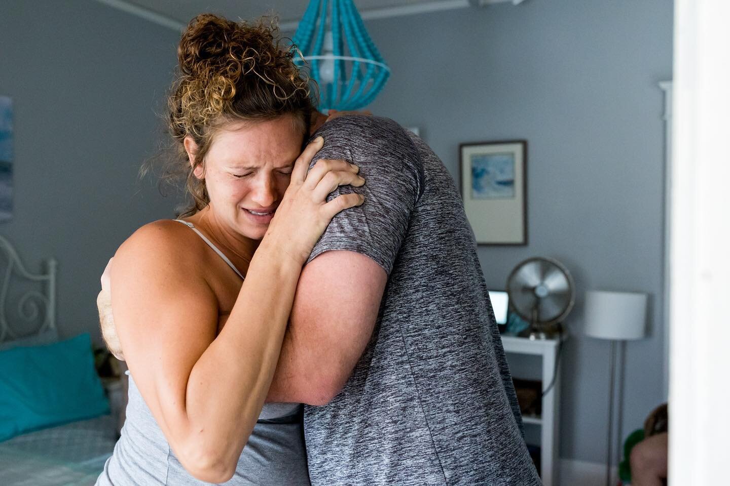 The connection between these two was so beautiful as he held her and encouraged her with empowering and comforting words. 💗 I am continually inspired by the women and families that I get to work with. Such an incredible thing to witness. 
⁠
This bir