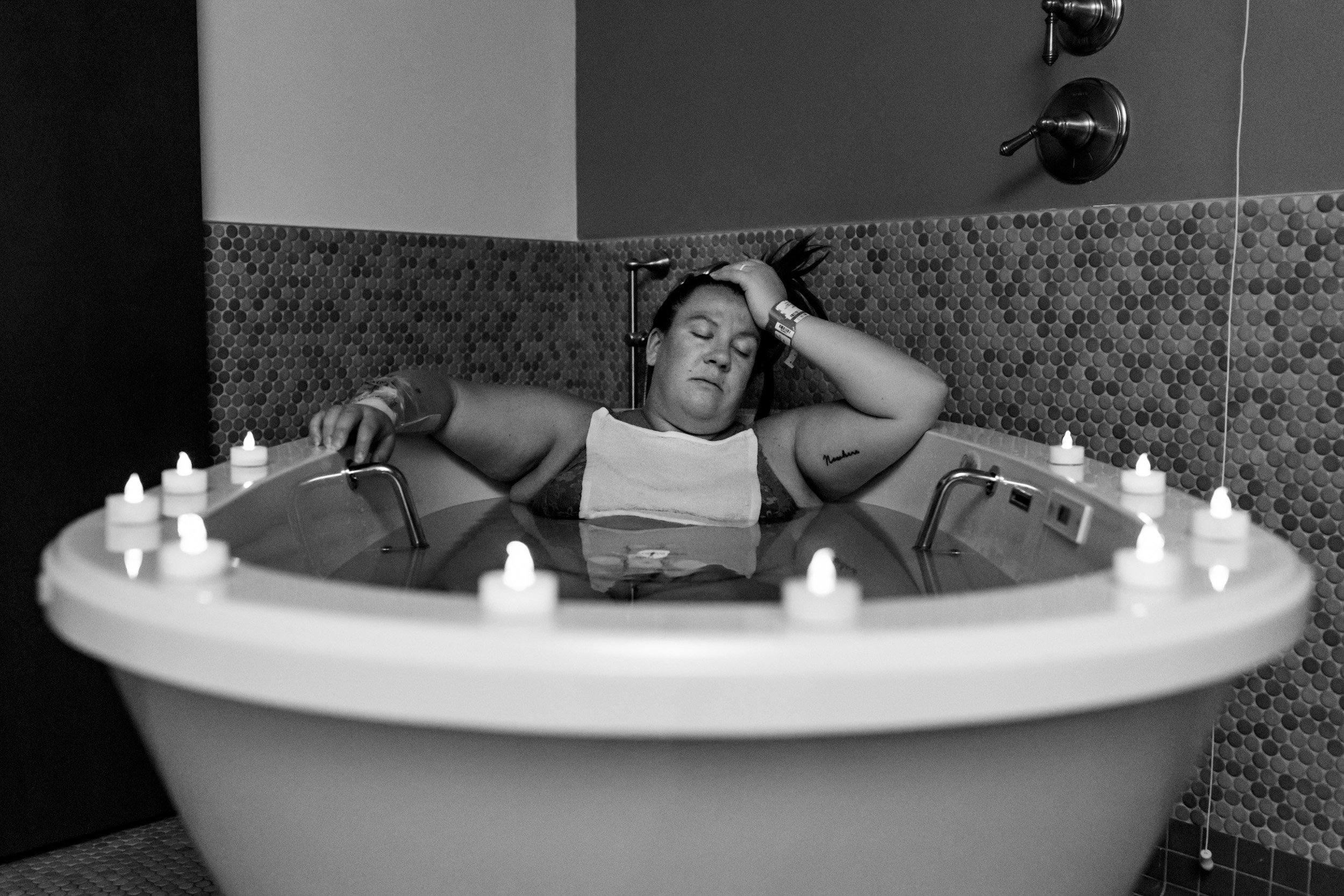 birth mom resting in tub
