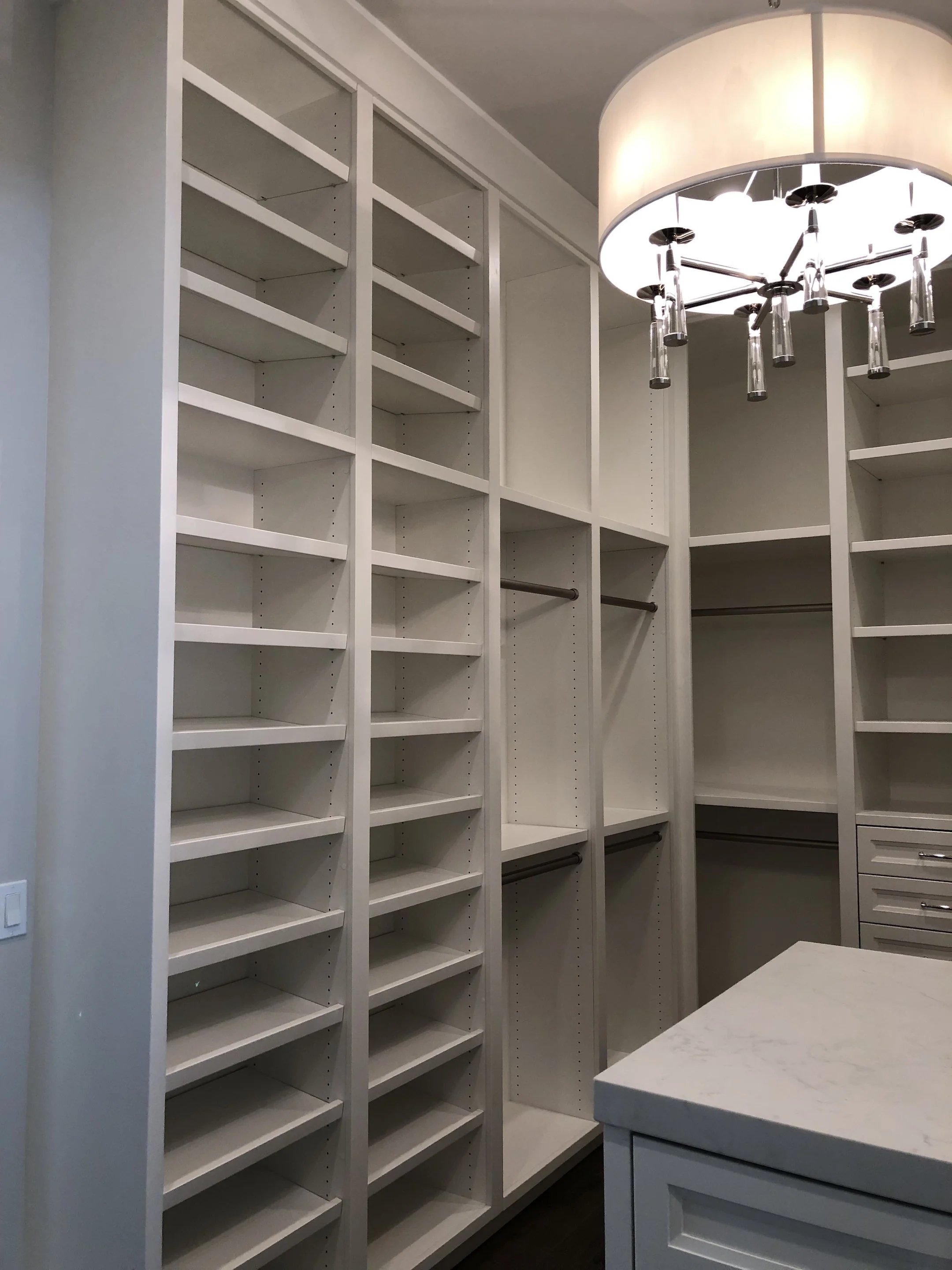 Master_closet_3.jpg