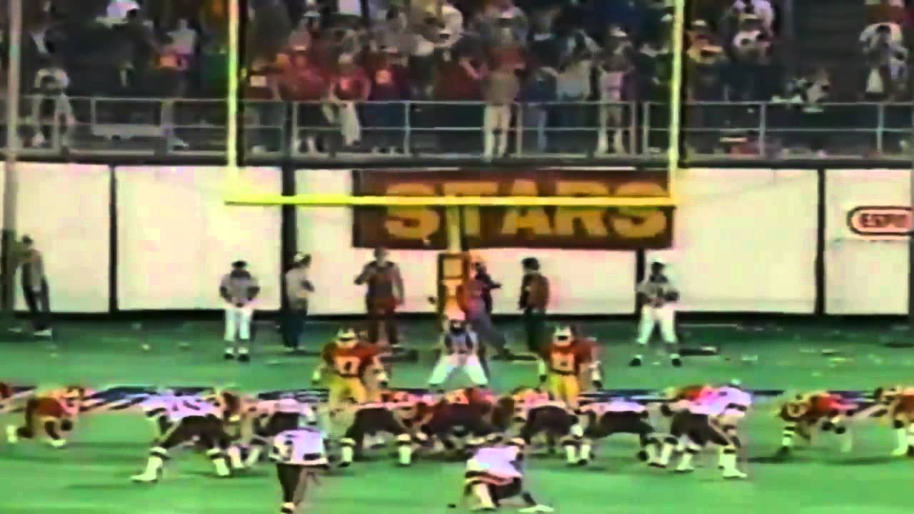 1984Jacksonville Bulls vs Philadelphia Stars.jpg