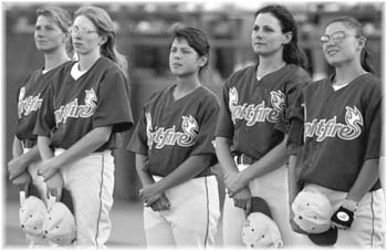 womens-baseball1-9734.jpg