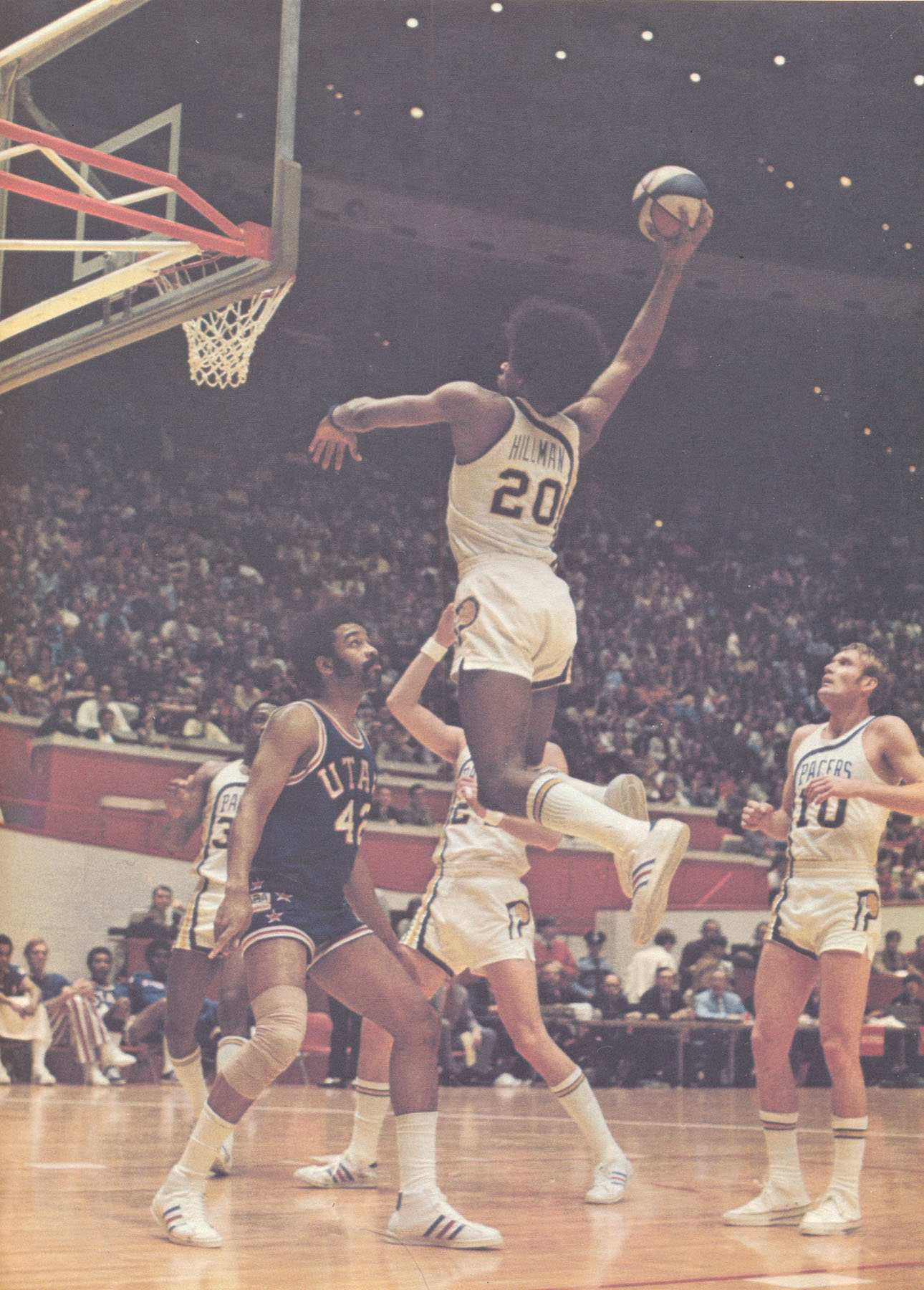 Pacers 71-72 Home Back Darnell Hillman.jpg