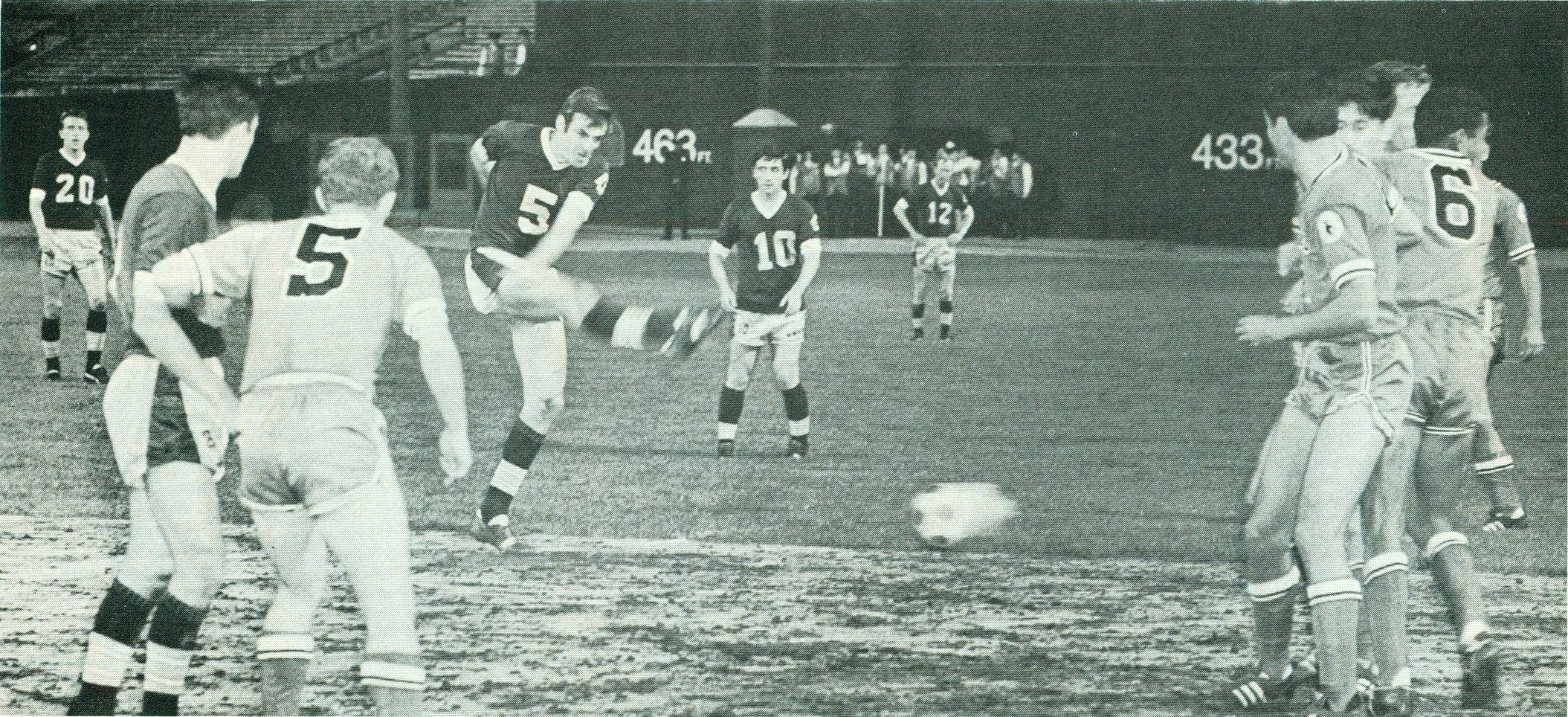 Generals 67 Road Luis Menotti, Toros.jpg