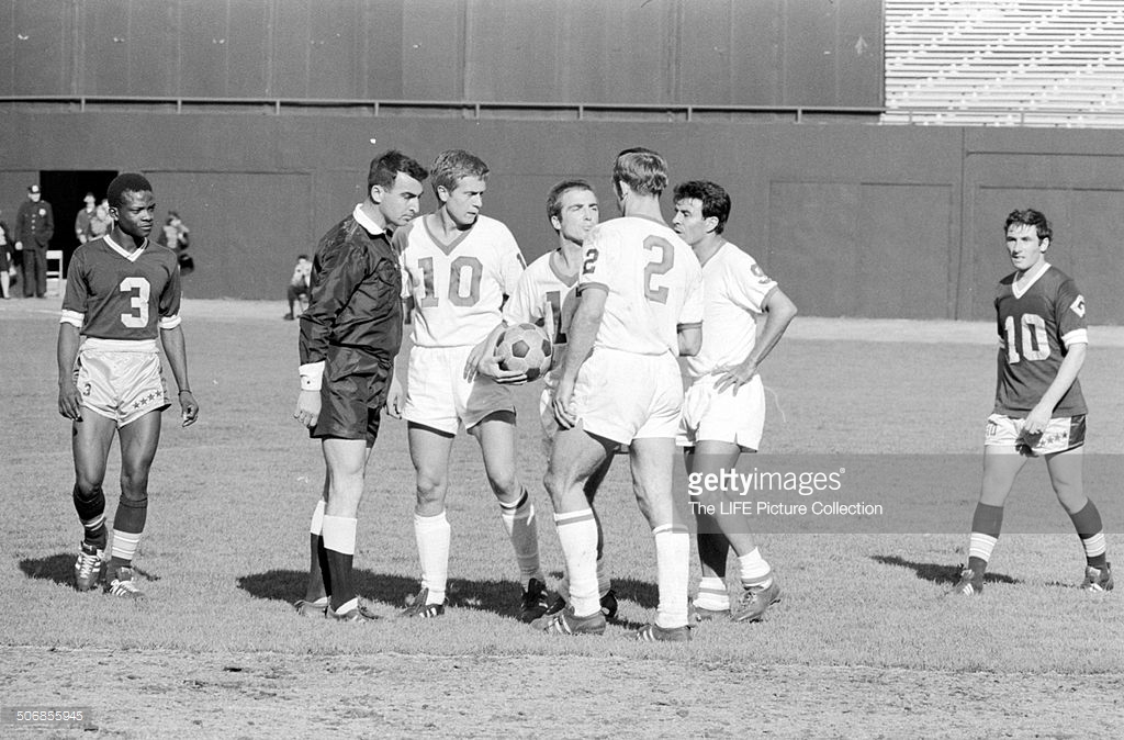 Spurs 67 Home Back Willy Roy, Generals 20.jpg