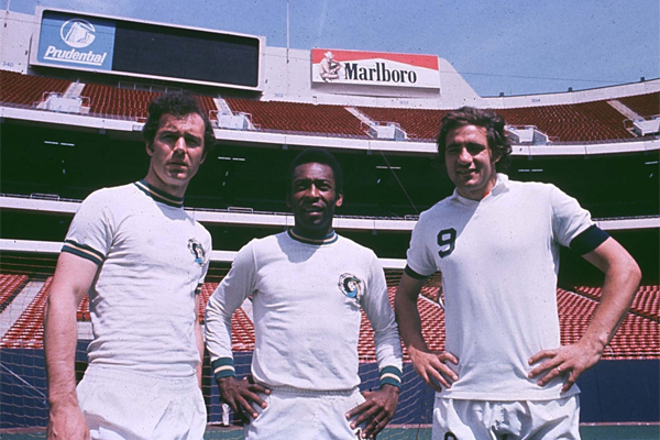 Beckenbauer-Pele-Chinaligia.png