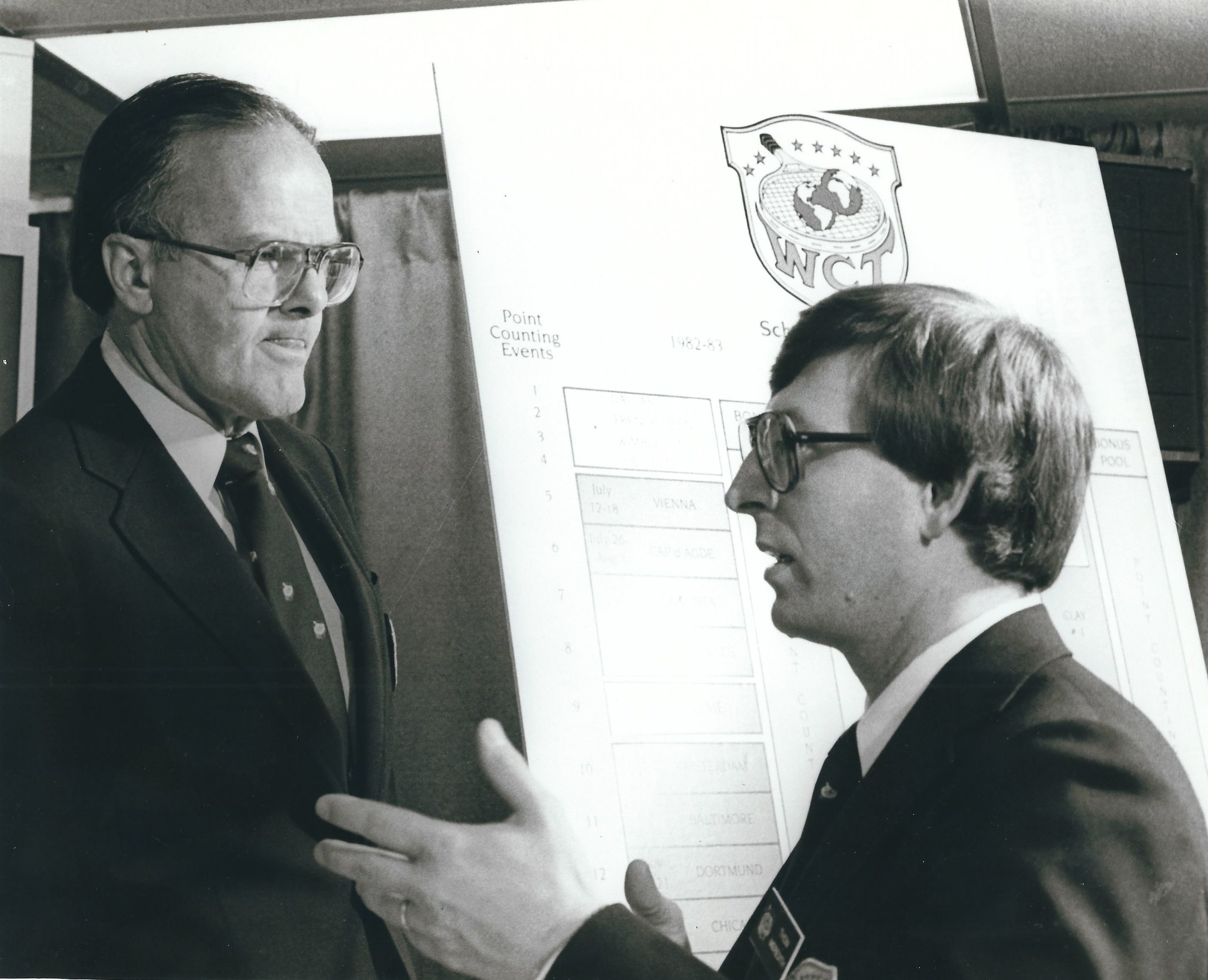 1982 WCT Press Conference Lamar Hunt, PR Director Thom Meredith.jpg