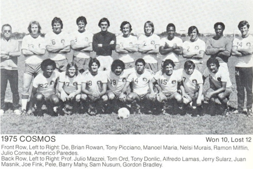1975-cosmos-with-mazzei-and-pele.jpg