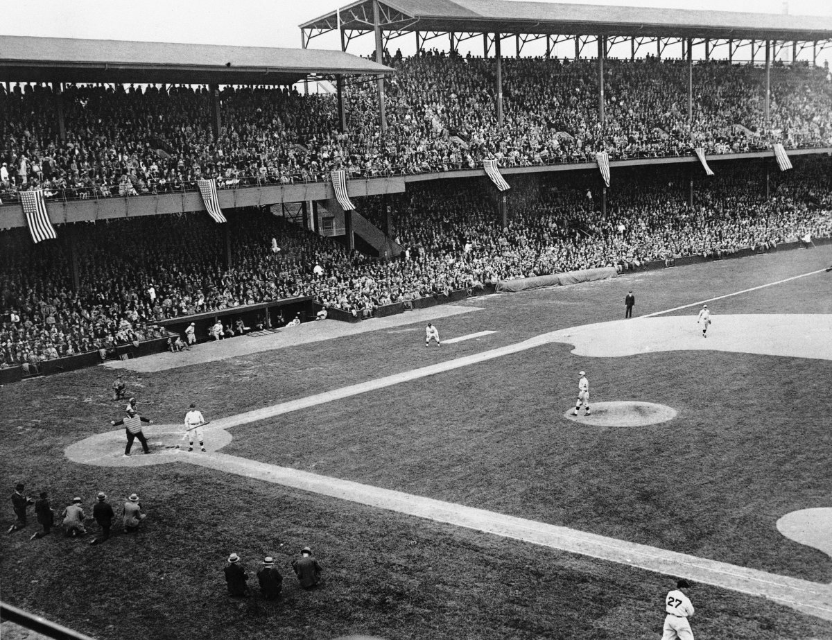 washington-senators-griffith-stadium.jpg