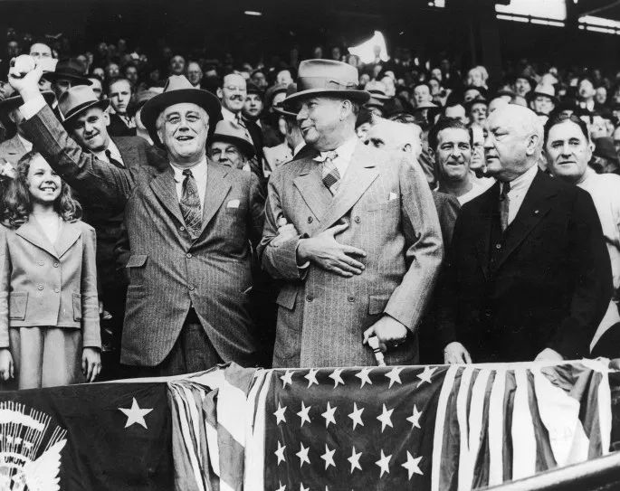 fdr_edwin_pa_watson_1941-griffith-stadium.jpg