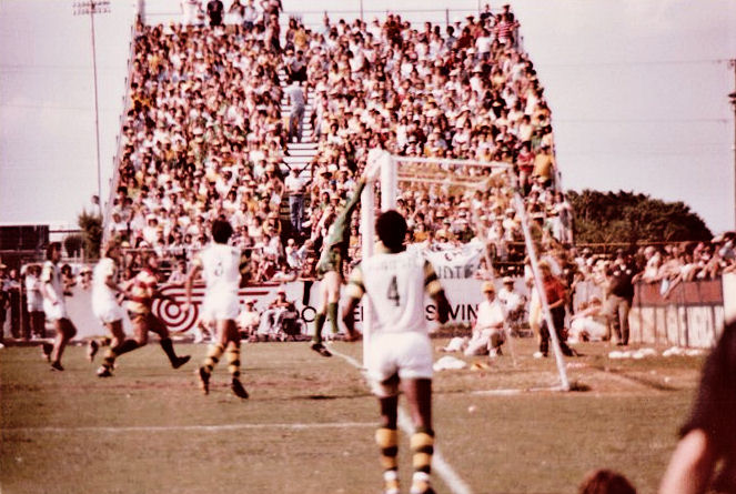 Strikers vs Rowdies 1978 1 - Dave Moore.jpg