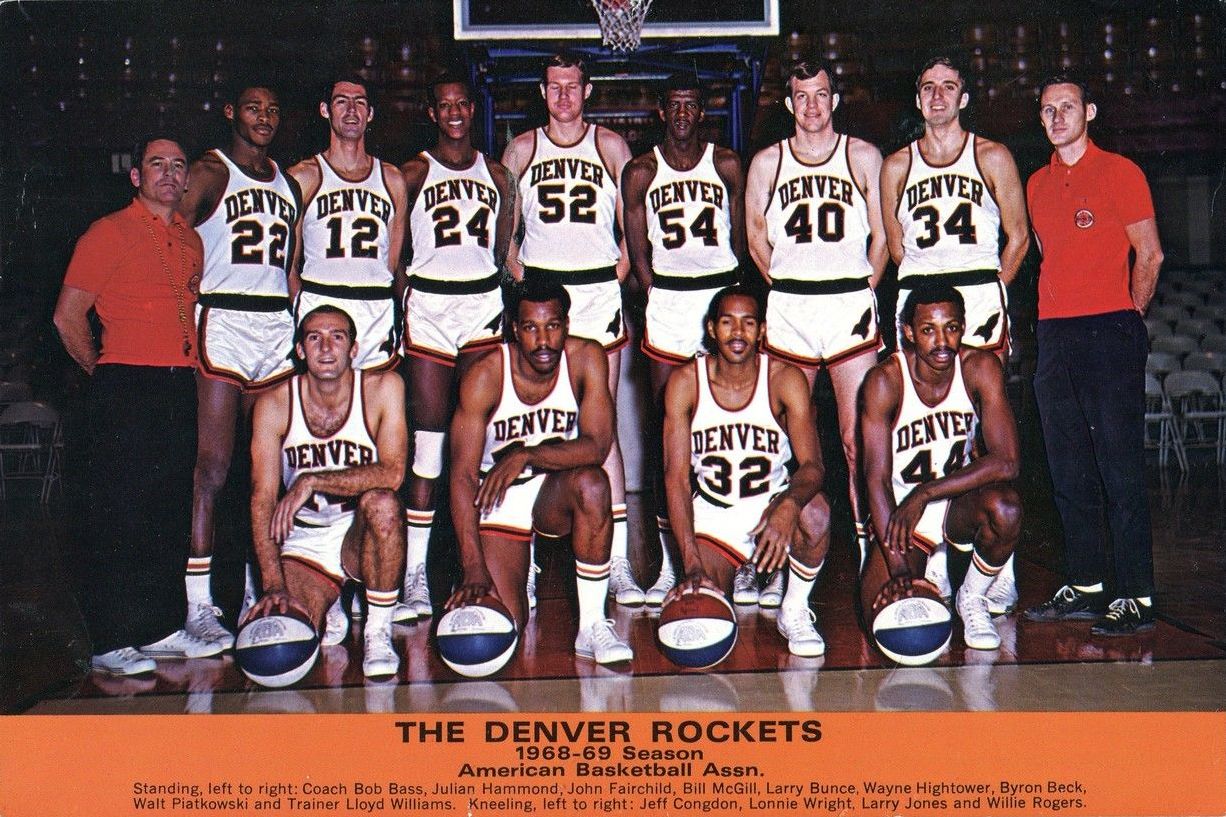 Rockets 68-69 Home Team.jpg