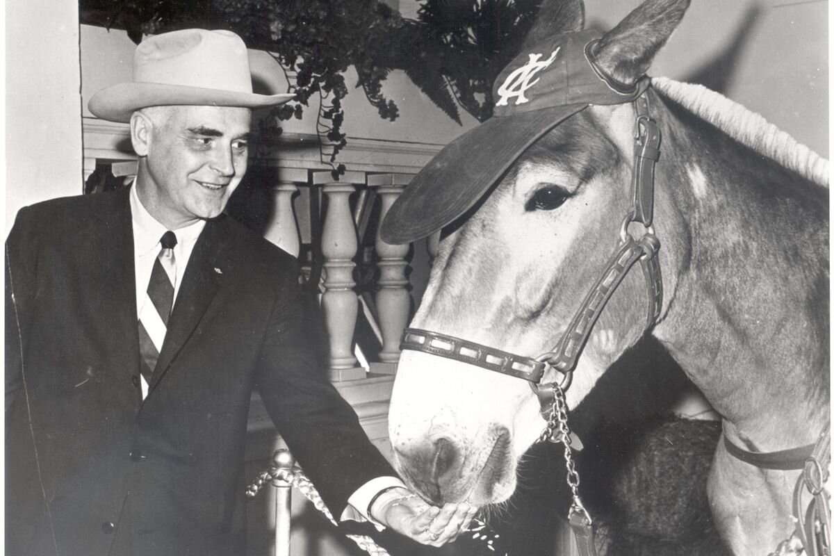 charlie-o-mule-charlie-finley.0.0.jpg