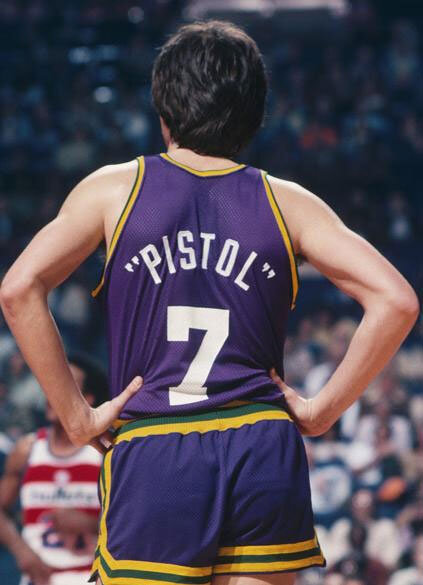 Pistol-Pete-Maravich-New-Orleans-Jazz.jpg