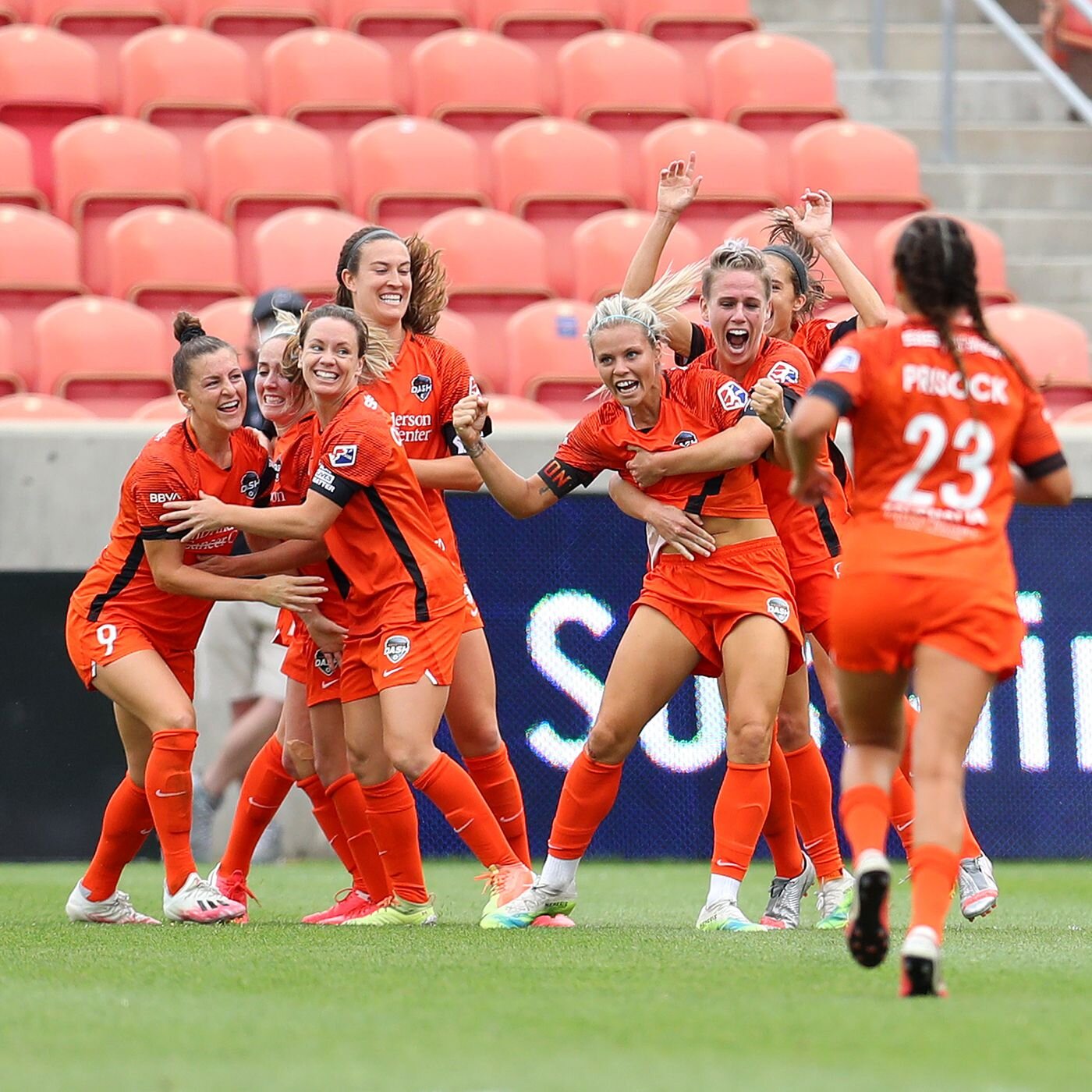 nwsl1257627086.jpg.jpg