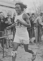 Hopi_runner_t180.jpg