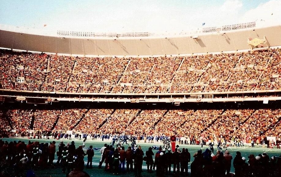 VeteransStadium1981.jpg