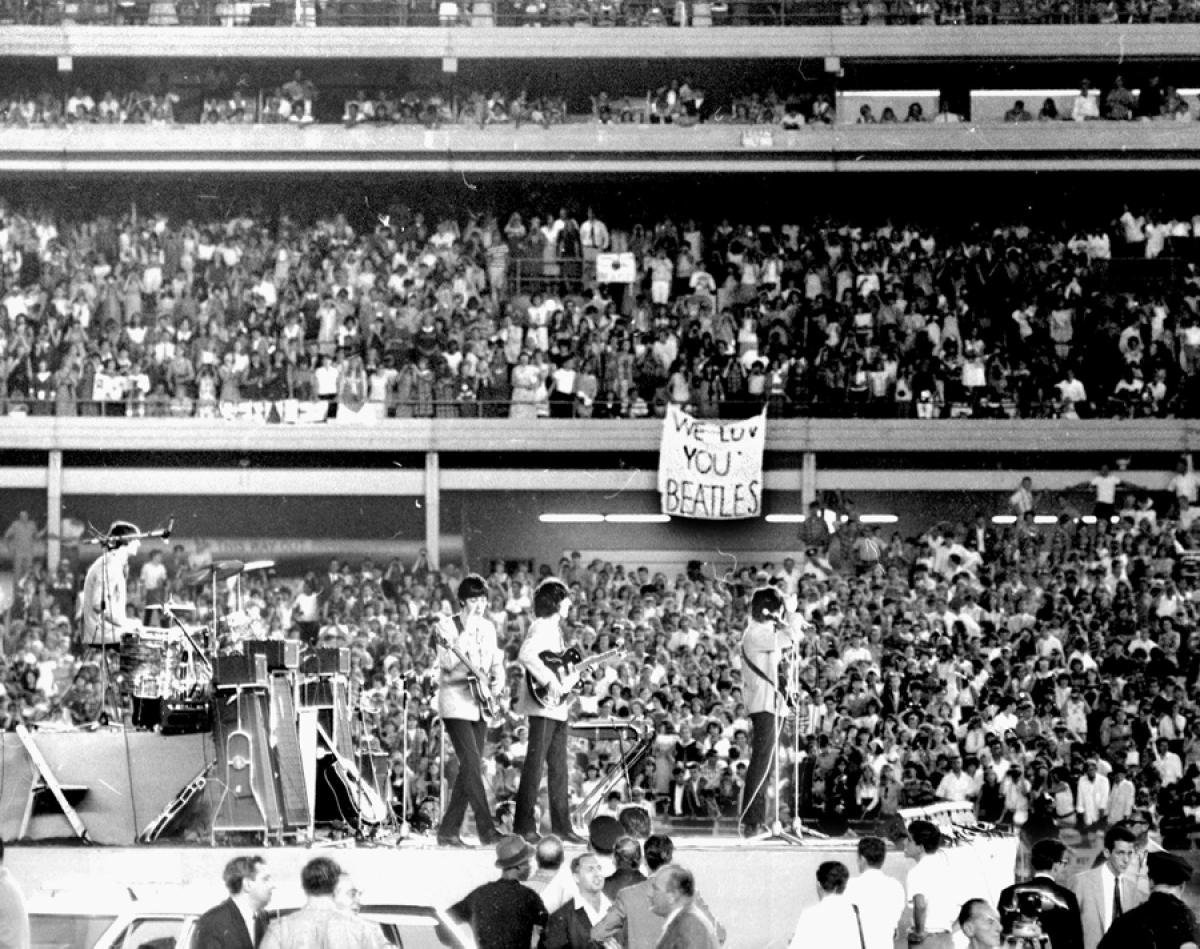 beatles-play-shea-stadium-1965.jpg