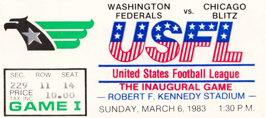 900_1983-usfl-first-game-row-1_1645230441.2183.jpg