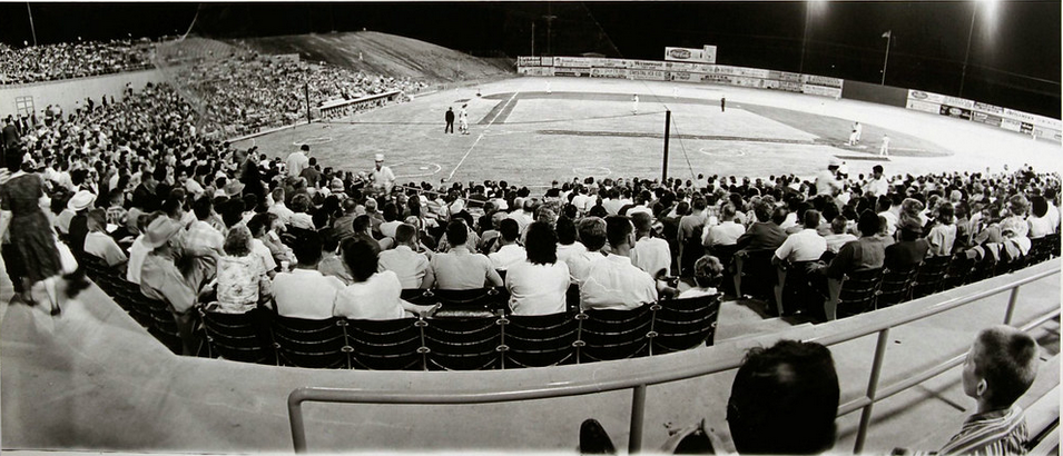 Screenshot 2022-08-07 at 21-19-59 Turnpike Stadium in Arlington 1965.png