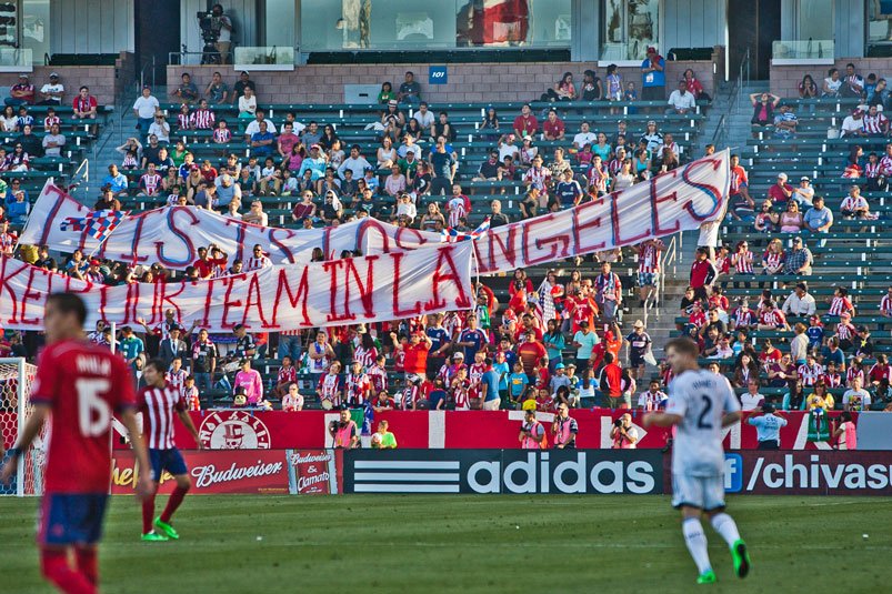 chivas-usa-fans-sign.jpg