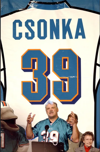 Screenshot 2022-10-02 at 23-32-27 Larry Csonka Through the Years.png