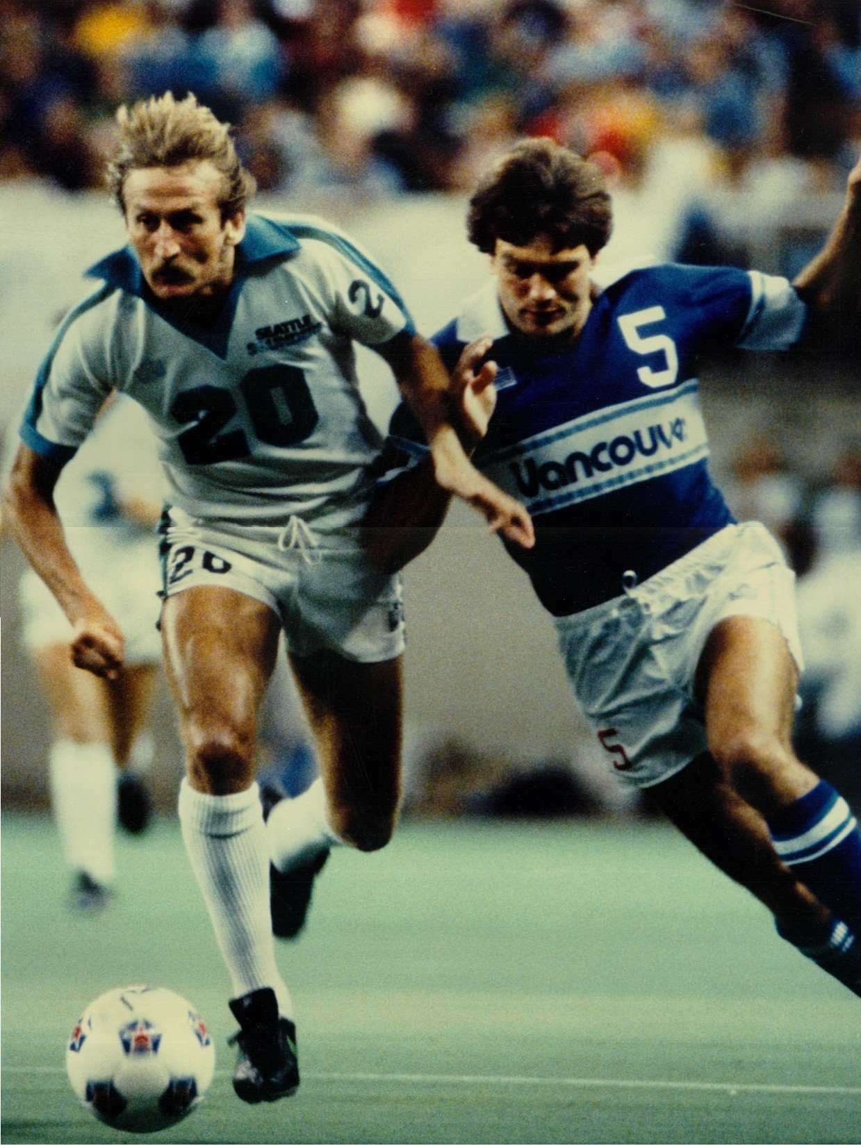 Sounders 80 Home Tommy Hutchison, Whitecaps.jpg