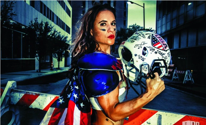 Screenshot 2023-01-22 at 22-31-04 Jen Welter becomes first woman to play in men's pro football league in contact position.png