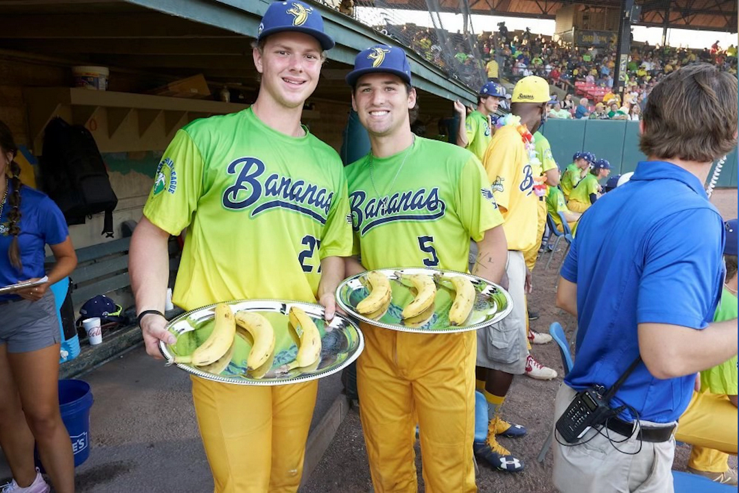 EPISODE 291: The Savannah Bananas - With Jesse Cole — Good Seats Still
