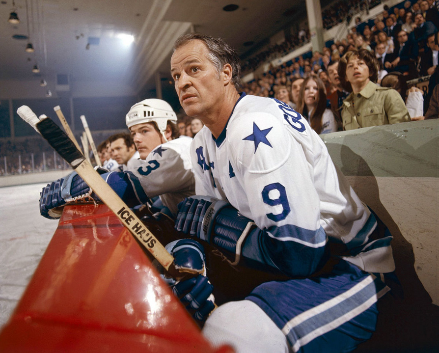 Screenshot 2023-10-15 at 21-29-42 1974-gordie-howe-001306717jpg.jpg (JPEG Image 1200 × 965 pixels) — Scaled (74%).png