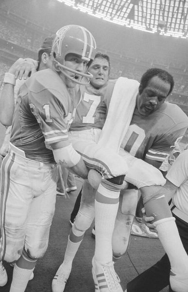 Screenshot 2025-04-27 at 19-02-24 Dan Pastorini Carried Off Field After Leg Injury (1978). Art Prints from Fine Art Storehouse.png
