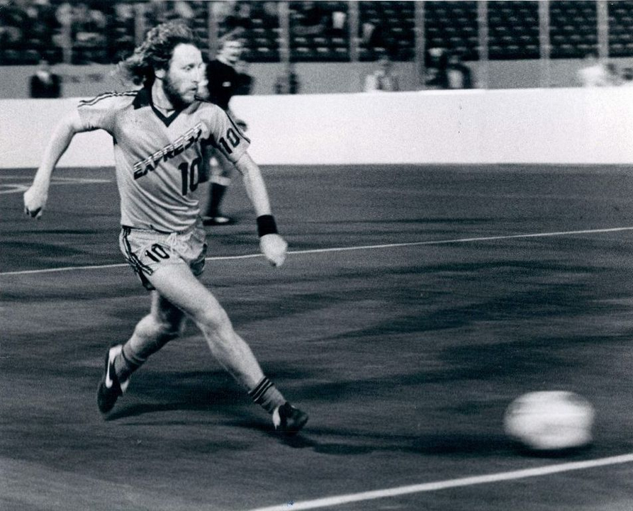 Screenshot 2026-04-12 at 19-43-30 Express 79-80 Indoor Road David Bradford.jpg (JPEG Image 952 × 768 pixels) — Scaled (93%).png