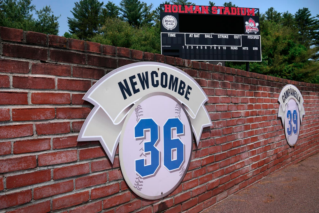 Screenshot 2026-05-03 at 23-29-06 Baseball_Racial_Integration_92032.jpg (JPEG Image 1368 × 912 pixels) — Scaled (79%).png