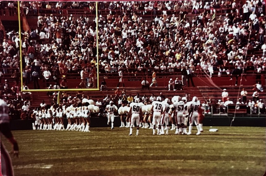 Screenshot 2026-07-05 at 19-35-41 San Antonio Gunslingers USFL Football Game 5 1_8 x 3 1_2 Photograph B Vtg 1980 eBay.png
