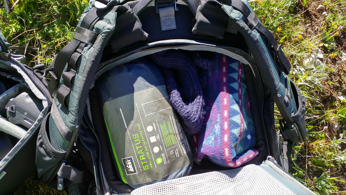 Back panel access made it easy to reach non-photography items in the pack's top compartment